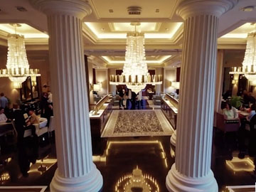 Hotel Tours